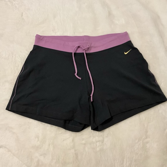 Nike Pants - Nike Women's Dri-FIT Training Shorts & Lilac Purple Size L (12-14) Youth